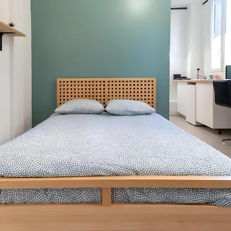 Rochefoucauld Апартаменти